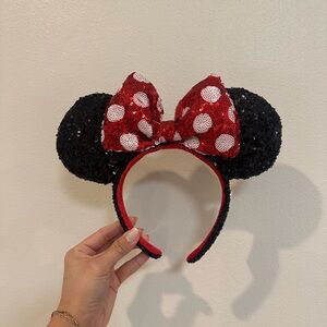 Disney Minnie Mouse Sequin Ears Headband